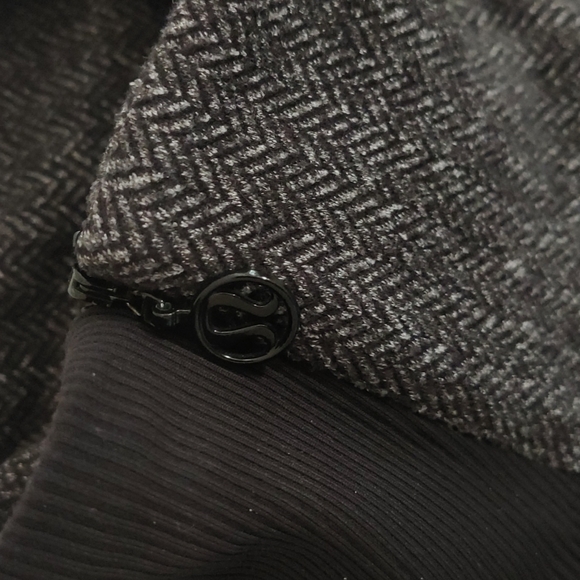 Lululemon Rulu Base Runner 1/2 Half Zip - Picture 12 of 16